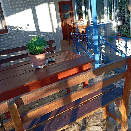 Relaxation Place Guest house Himare
