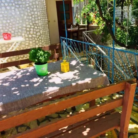 Relaxation Place Guest house